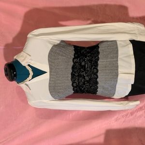 MAURICES BRAND. FITTED ONE PIECE, LACE AND HERRINGBONE BOTTICE BLOUSE.